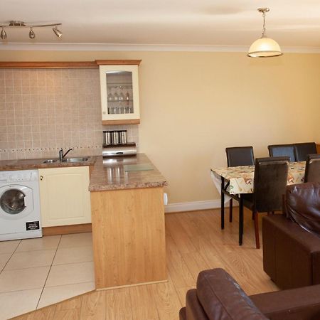 Knightsbrook Hotel Courtyard Accommodation Trim Exteriör bild